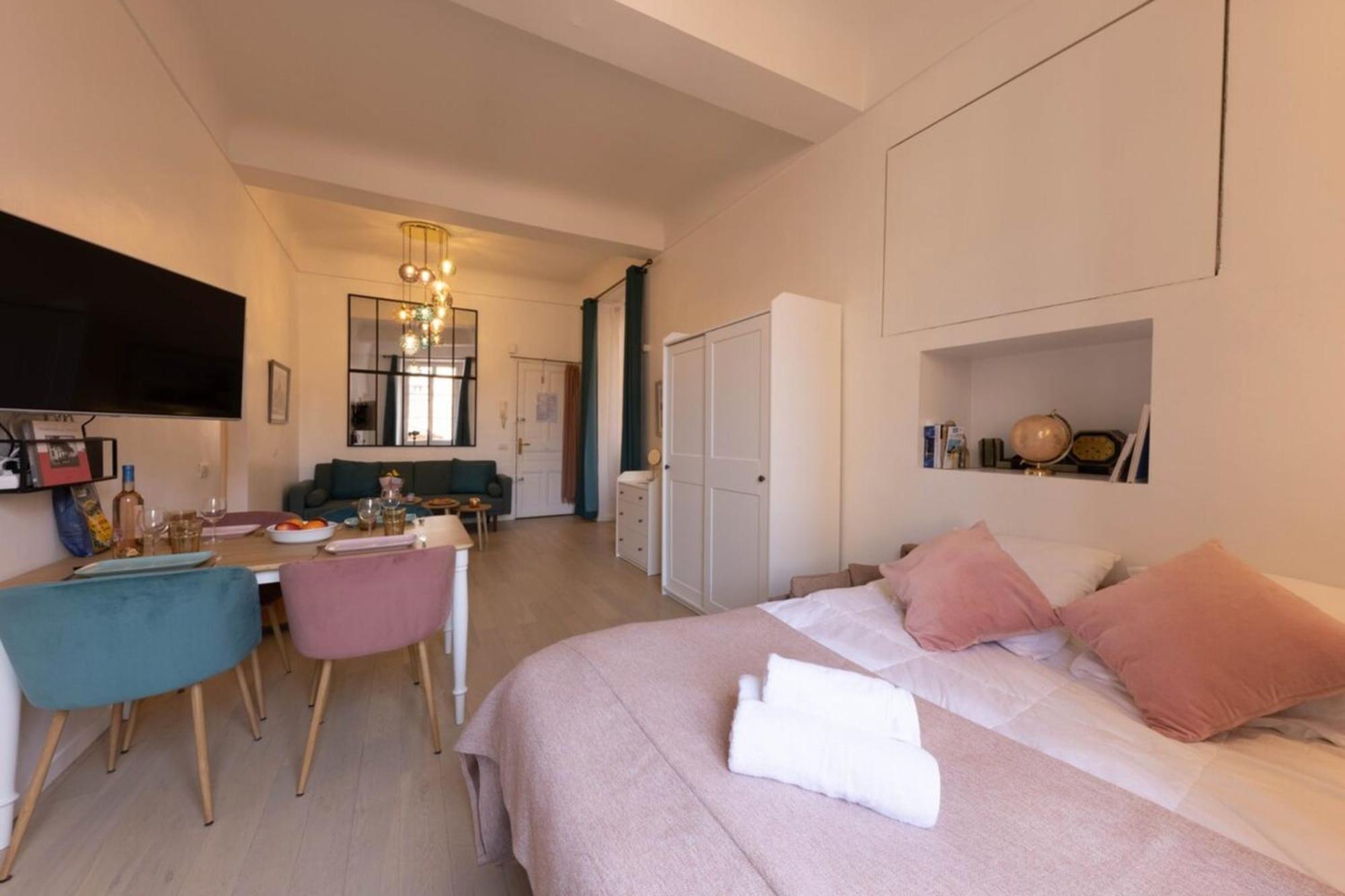 06A3 - Lovely Apartment In The Heart Of Old Nisa Exterior foto